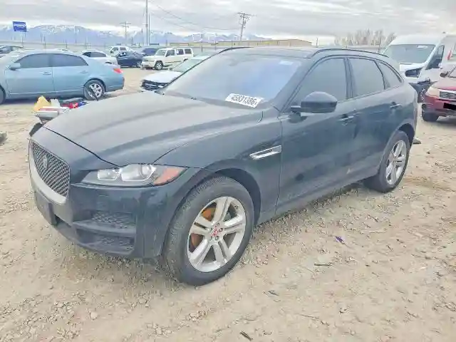 SADCJ2BN9HA086983 2017 JAGUAR F-PACE-0
