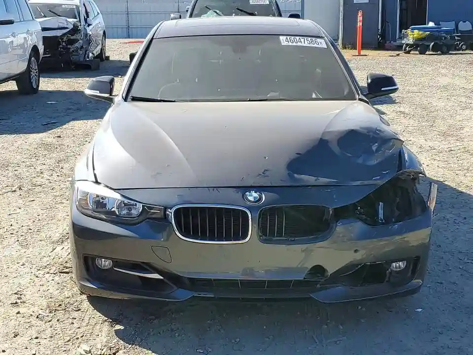 WBA3C1C51DF435689 2013 BMW 3 SERIES-4