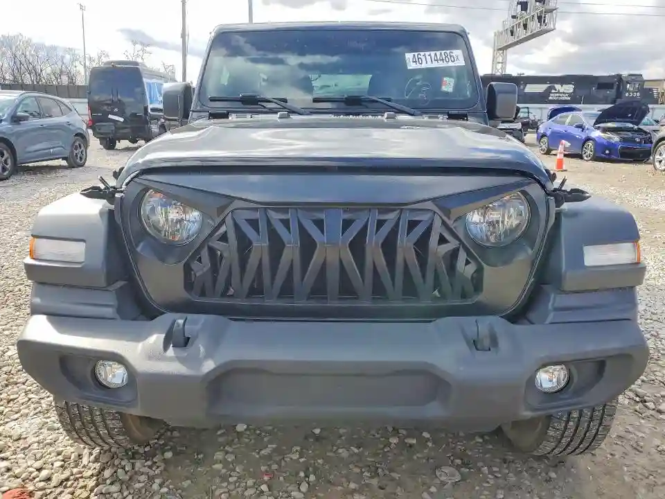1C4HJXDG5JW233905 2018 JEEP WRANGLER-4