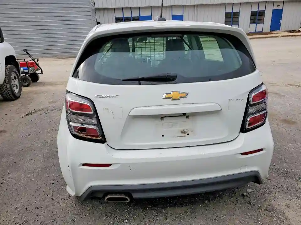 1G1JG6SH6J4130423 2018 CHEVROLET SONIC-5