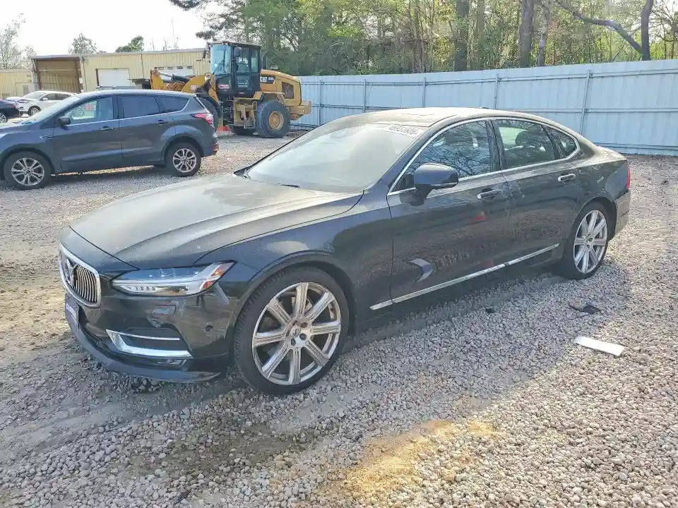 YV1A22ML5H1004883 2017 VOLVO S90-0