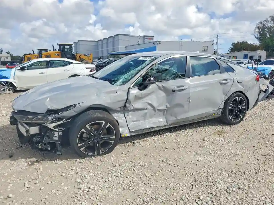 5XXG64J20RG235269 2024 KIA K5-0