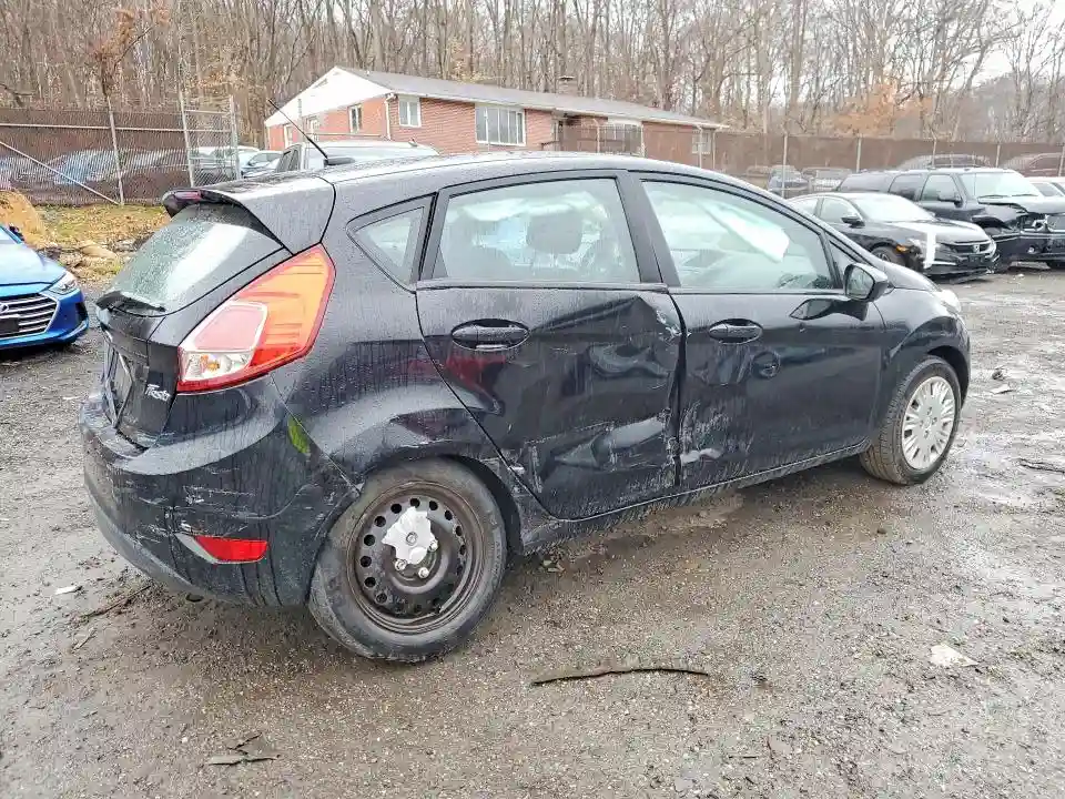 3FADP4TJ0HM162797 2017 FORD FIESTA-2