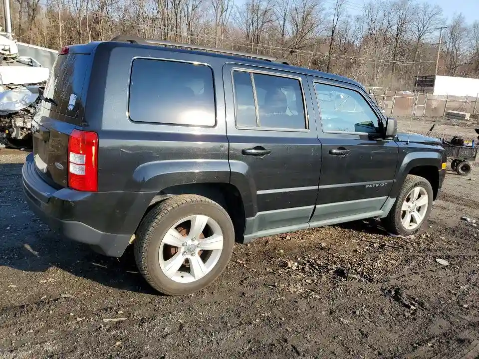1J4NT1GB6BD209565 2011 JEEP PATRIOT-2
