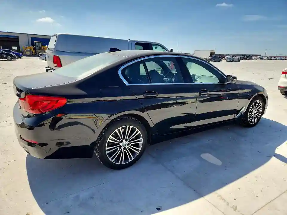 WBAJR3C01LWW59713 2020 BMW 5 SERIES-2