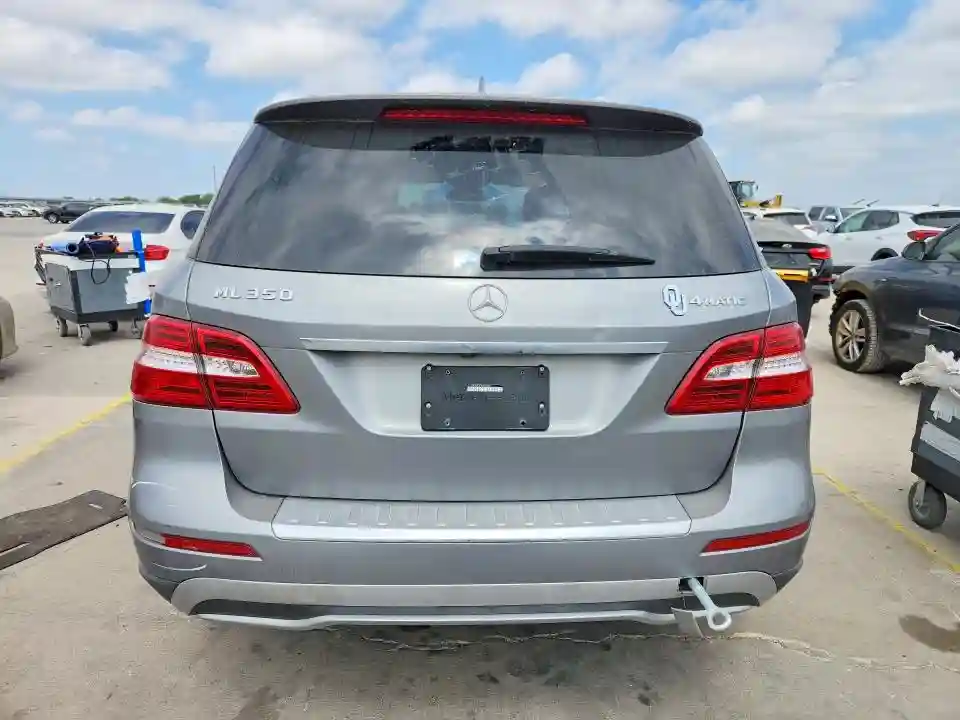 4JGDA5HB0FA605040 2015 MERCEDES-BENZ M-CLASS-5