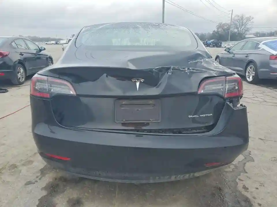 5YJ3E1EB6PF391990 2023 TESLA MODEL 3-5