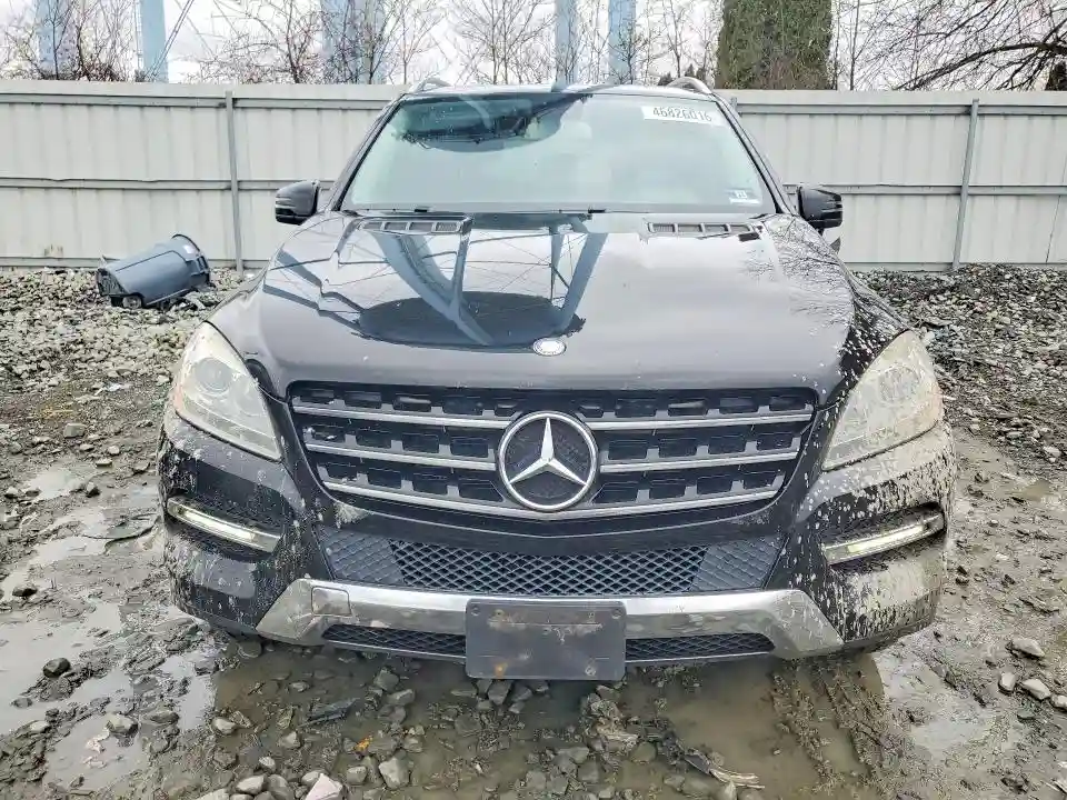 4JGDA5HB2CA010699 2012 MERCEDES-BENZ M-CLASS-4