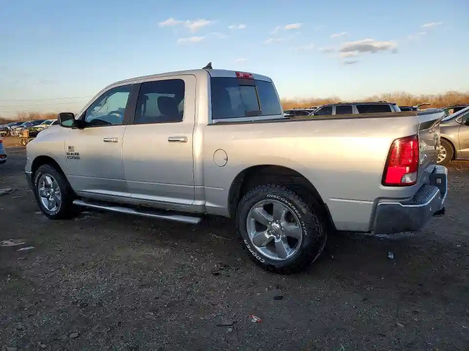 1C6RR7LG9JS222323 2018 RAM 1500-1