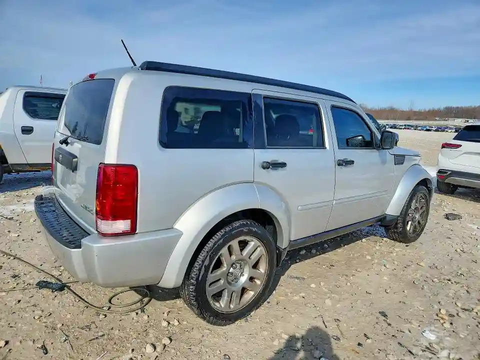 1D4PU4GK7AW174649 2010 DODGE NITRO-2