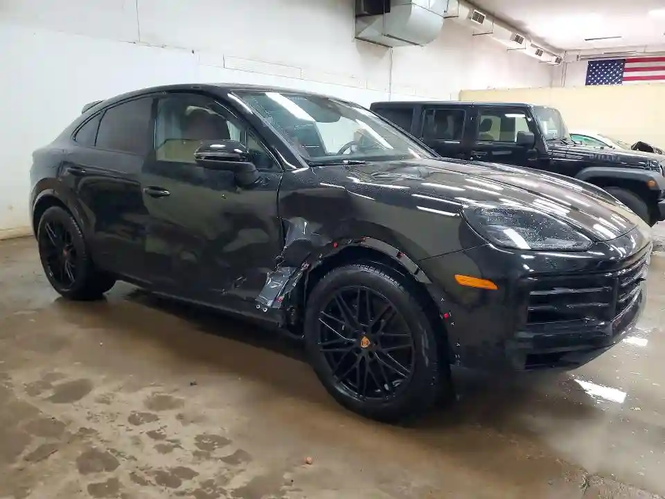 WP1BA2AY5SDA29817 2025 PORSCHE CAYENNE-3