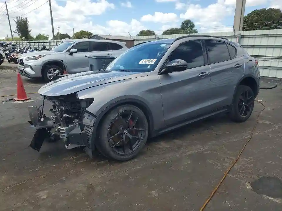 ZASPAJAN6L7C75483 2020 ALFA ROMEO STELVIO-0