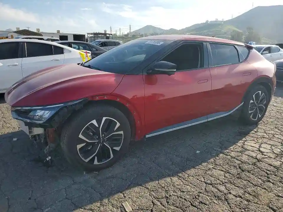 KNDC3DLC7N5050258 2022 KIA EV6-0