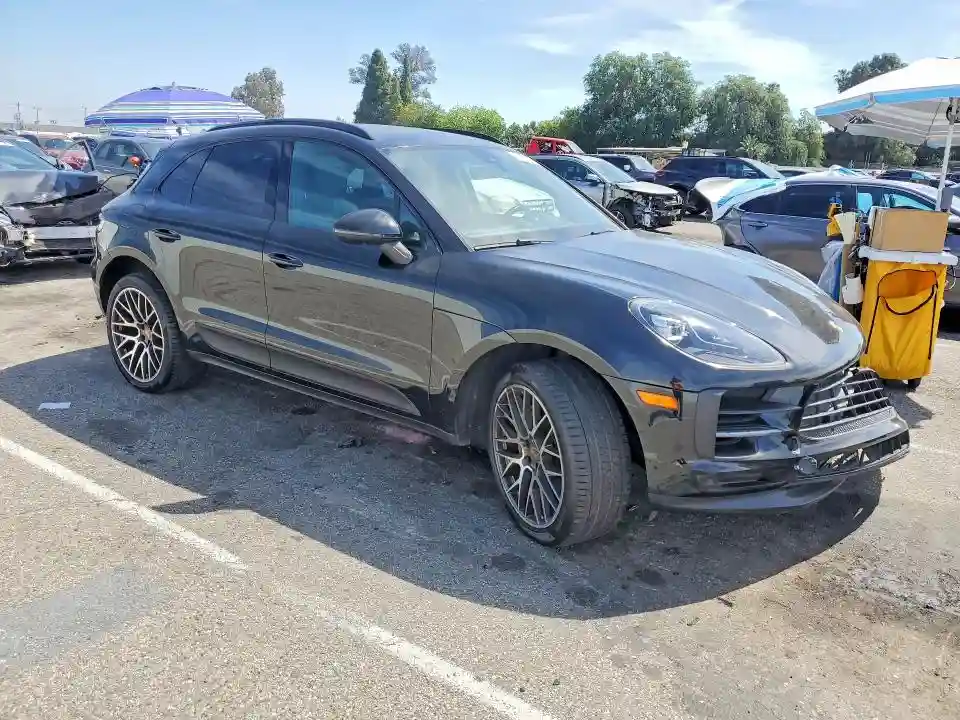 WP1AB2A59KLB33229 2019 PORSCHE MACAN-3