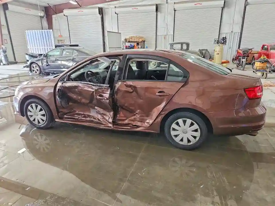 3VW267AJXGM410493 2016 VOLKSWAGEN JETTA-1