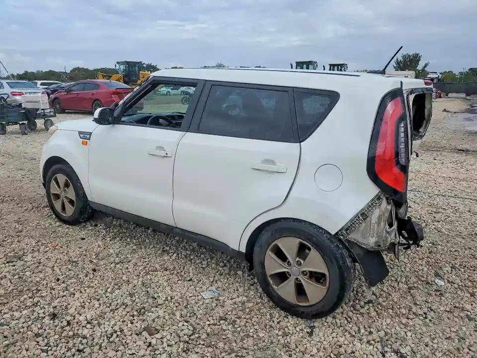 KNDJN2A22G7276473 2016 KIA SOUL-1
