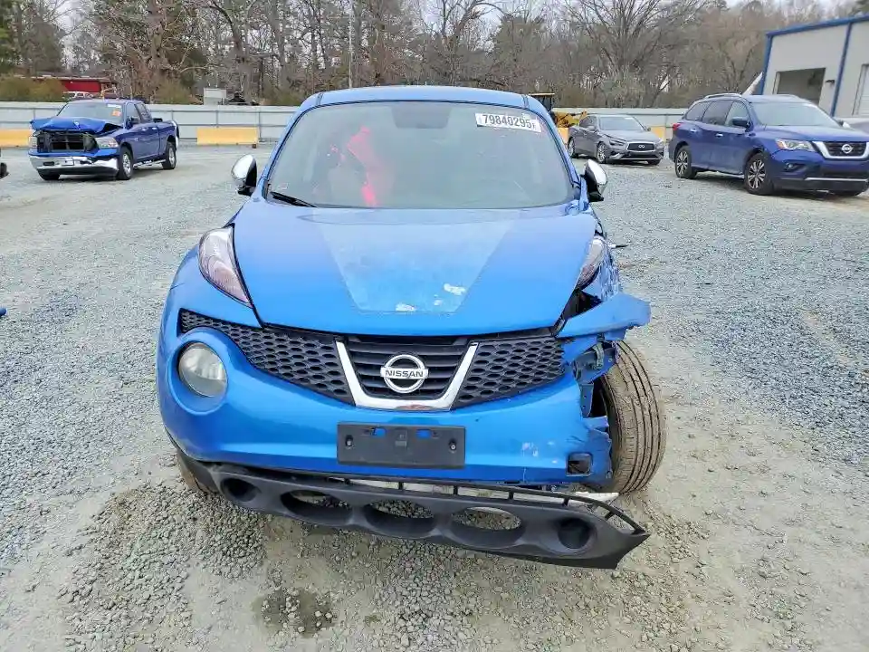 JN8AF5MV4CT108635 2012 NISSAN JUKE-4