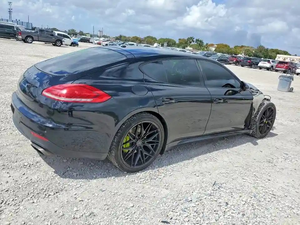 WP0AA2A7XGL006132 2016 PORSCHE PANAMERA-2