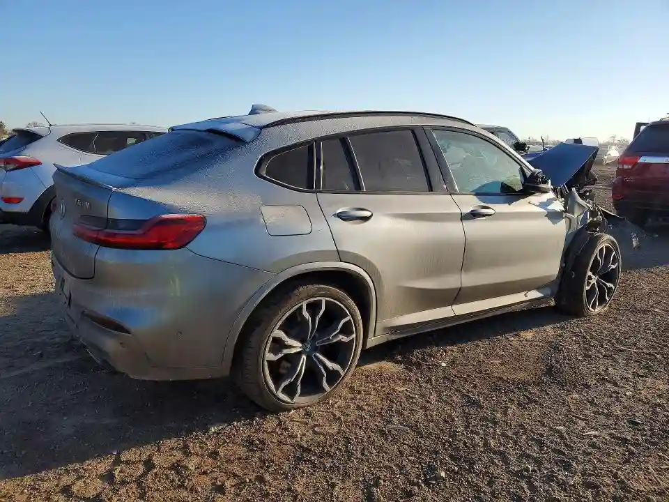 5YMUJ0C02LLU67487 2020 BMW X4-2