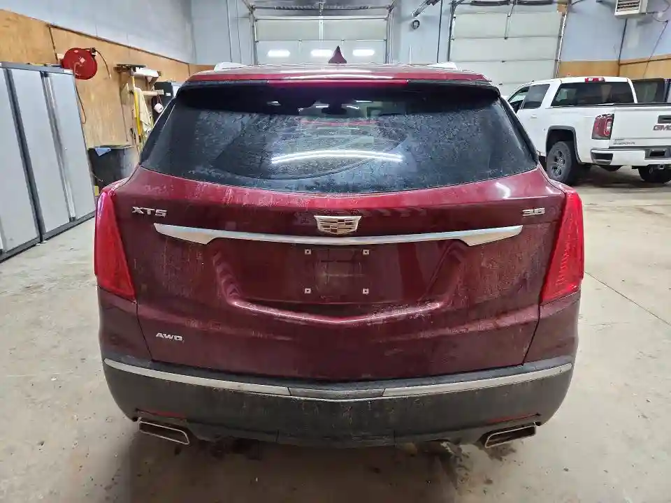 1GYKNERS2HZ113302 2017 CADILLAC XT5-5