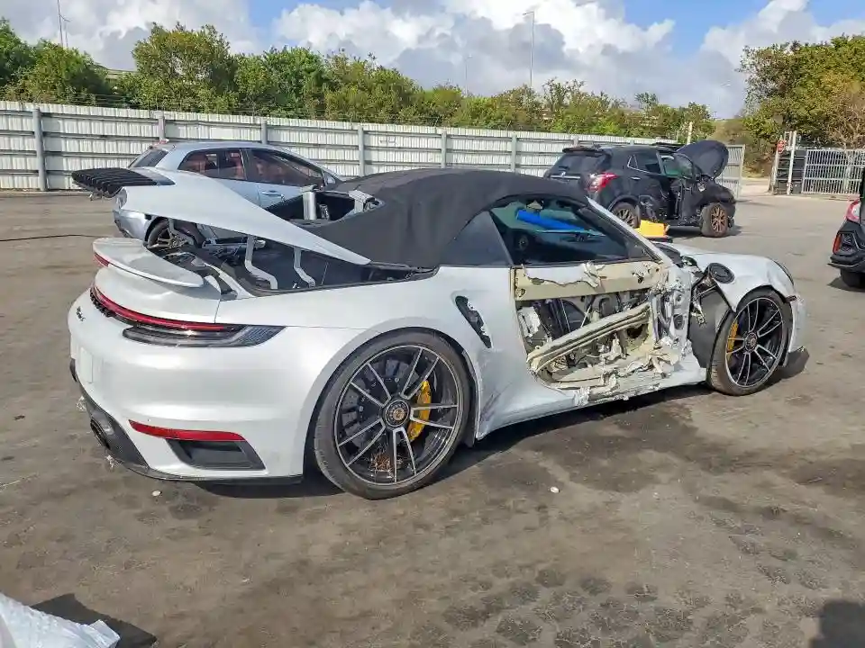WP0CD2A98PS263572 2023 PORSCHE 911-2
