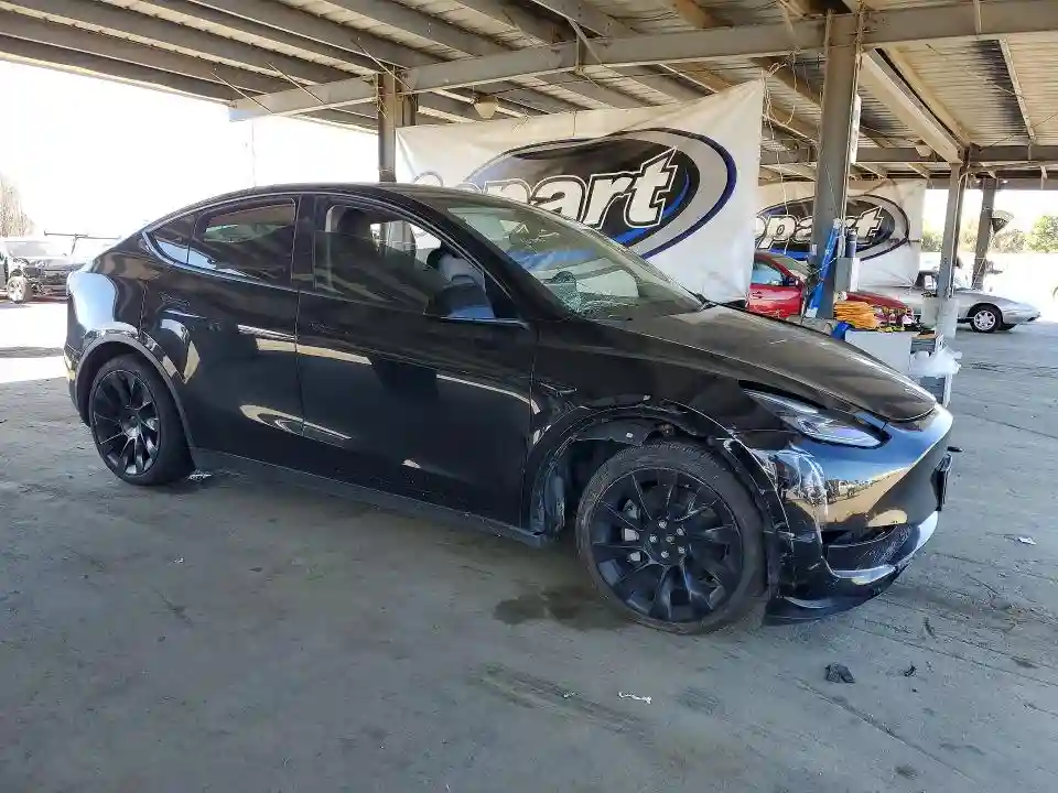7SAYGAEE2PF926486 2023 TESLA MODEL Y-3