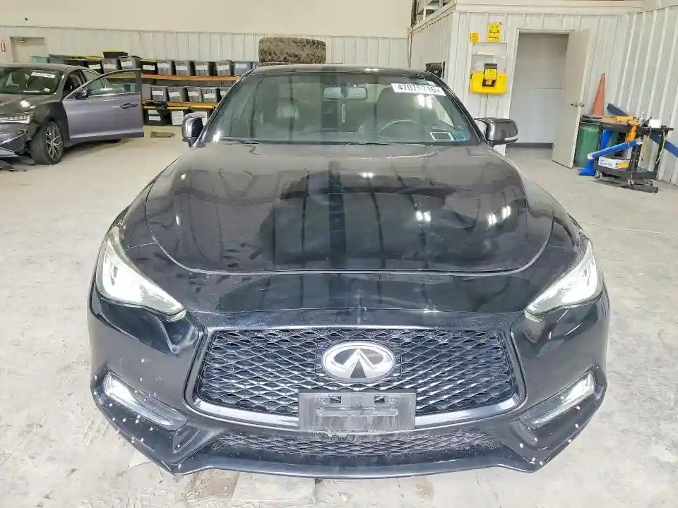 JN1FV7EL7JM631171 2018 INFINITI Q60-4