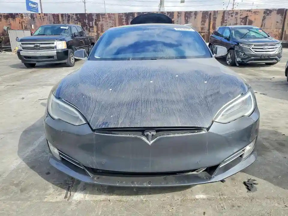 5YJSA1E26HF219371 2017 TESLA MODEL S-4