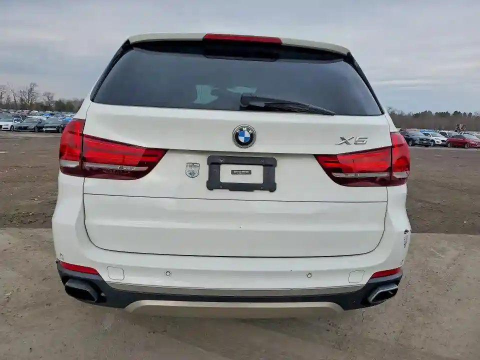 5UXKT0C3XH0V95827 2017 BMW X5-5