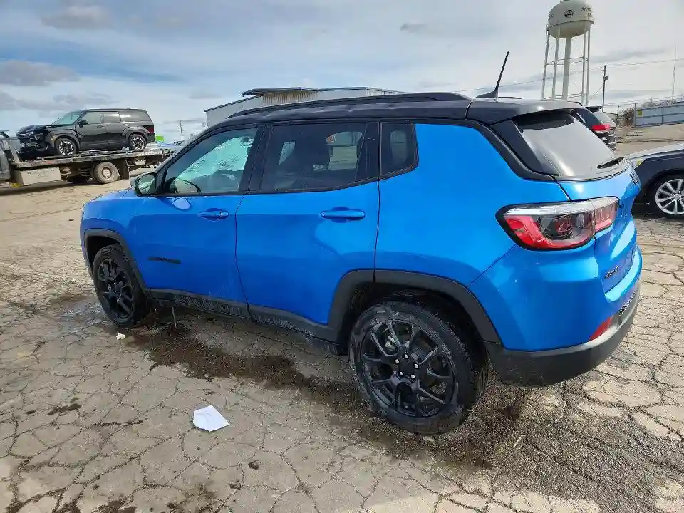 3C4NJDBN8RT599460 2024 JEEP COMPASS-1