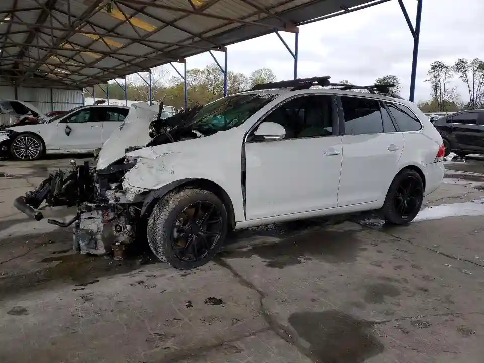 3VWPL7AJ9EM623950 2014 VOLKSWAGEN JETTA-0