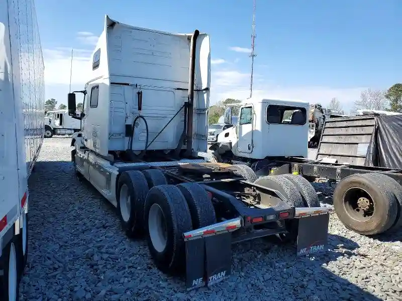 4V4NC9TH0HN984336 2017 VOLVO ALL MODELS-2