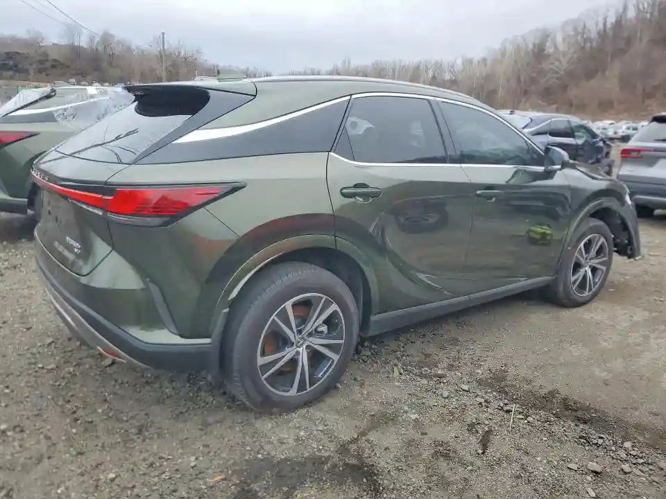 2T2BBMCA8SC084488 2025 LEXUS-2