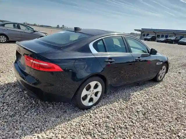 SAJAR4FX3JCP34624 2018 JAGUAR XE-2