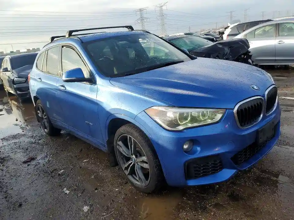 WBXHT3C36J5L25194 2018 BMW X1-3