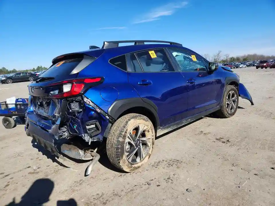 JF2GUADC1R8256516 2024 SUBARU CROSSTREK-2