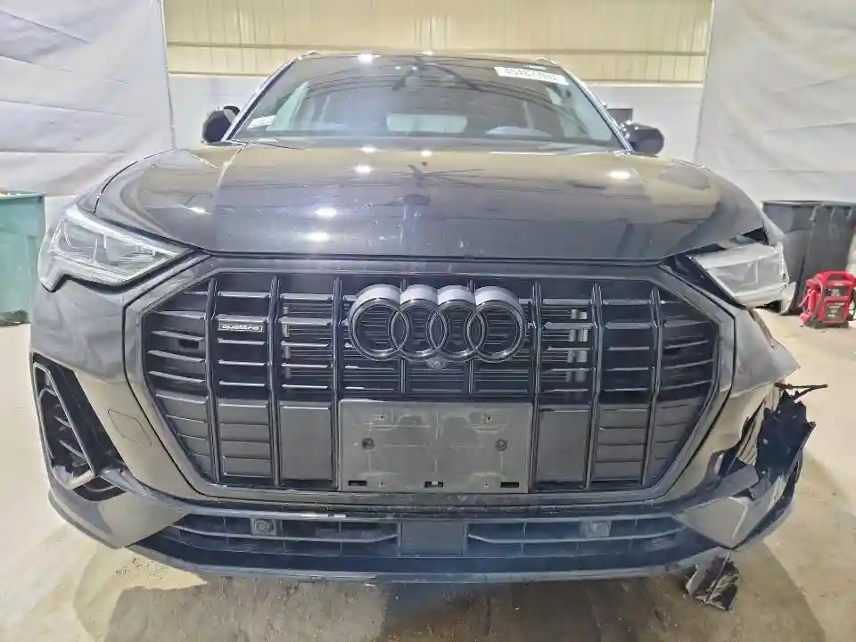 WA1EECF36N1148112 2022 AUDI Q3-4
