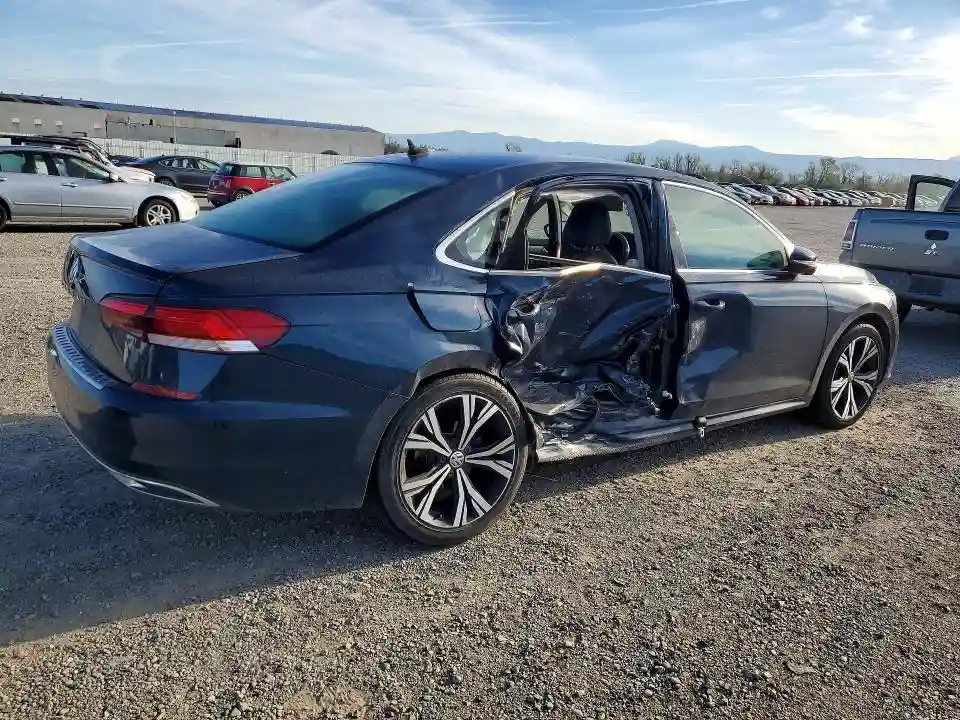 1VWSA7A33MC007727 2021 VOLKSWAGEN PASSAT-2