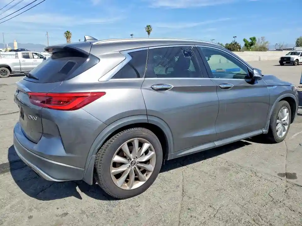 3PCAJ5M16KF135294 2019 INFINITI QX50-2