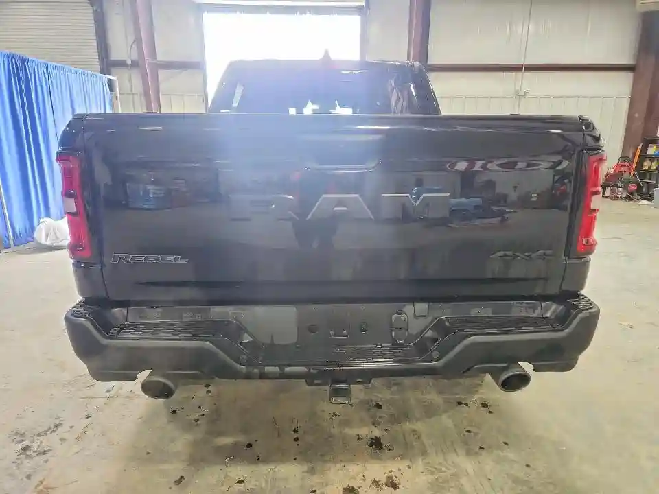 1C6SRFLPXSN522089 2025 RAM 1500-5