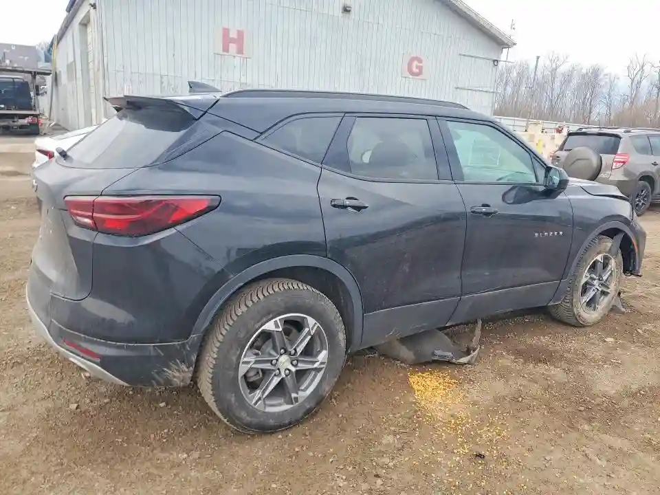 3GNKBHR45PS143916 2023 CHEVROLET BLAZER-2