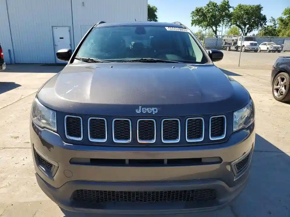 3C4NJCAB4HT661288 2017 JEEP COMPASS-4