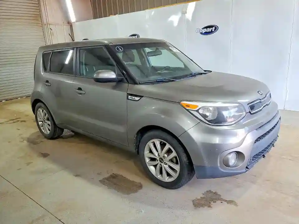 KNDJP3A54J7535109 2018 KIA SOUL-3