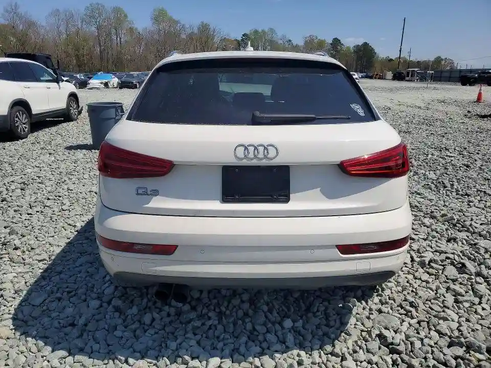 WA1BFCFS1GR007038 2016 AUDI Q3-5