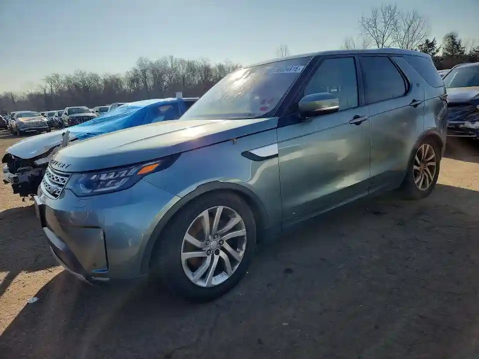 SALRRBBV3HA037401 2017 LAND ROVER DISCOVERY-0