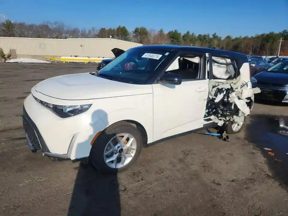 KNDJ23AU5R7225889 2024 KIA SOUL-0