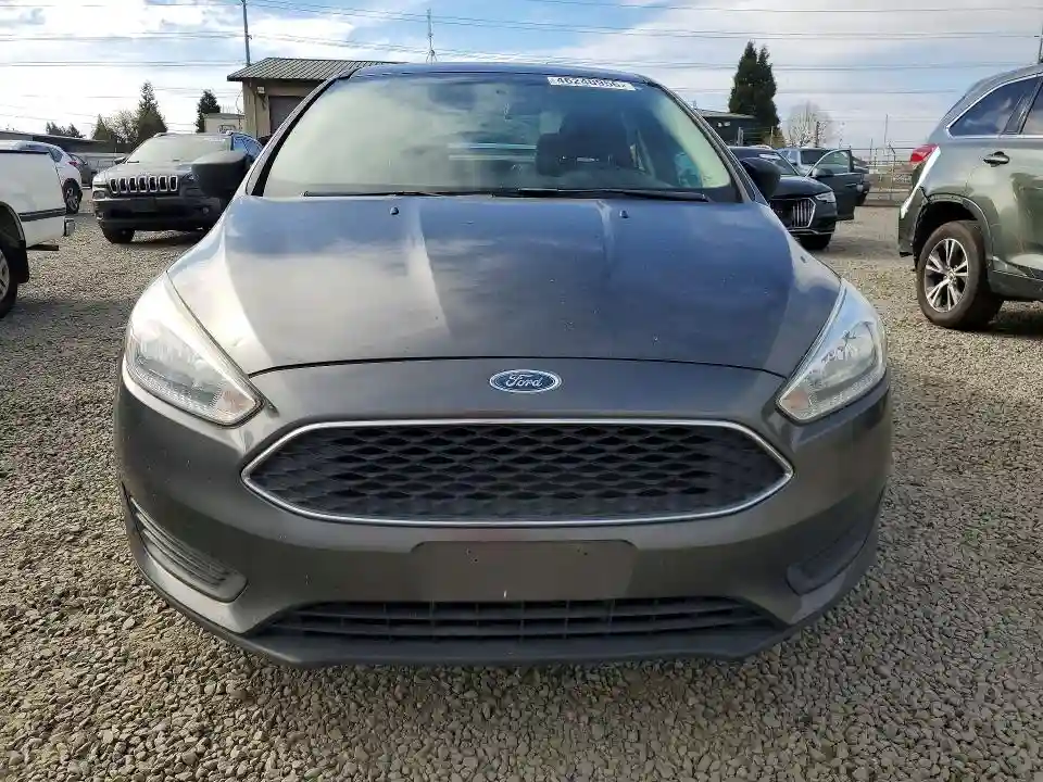 1FADP3E27JL323251 2018 FORD FOCUS-4