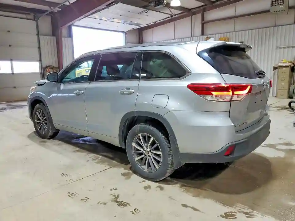 5TDJZRFH2JS812300 2018 TOYOTA HIGHLANDER-1
