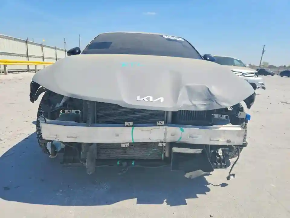 5XXG64J26NG110478 2022 KIA K5-4