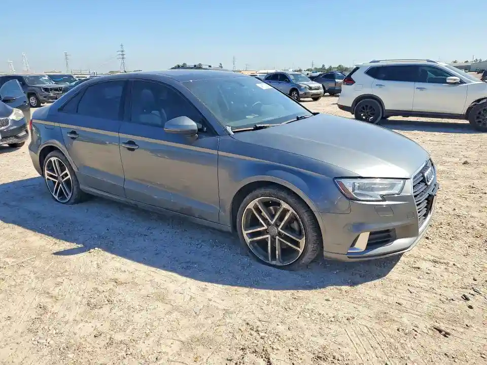 WAUAUGFF0H1031653 2017 AUDI A3-3